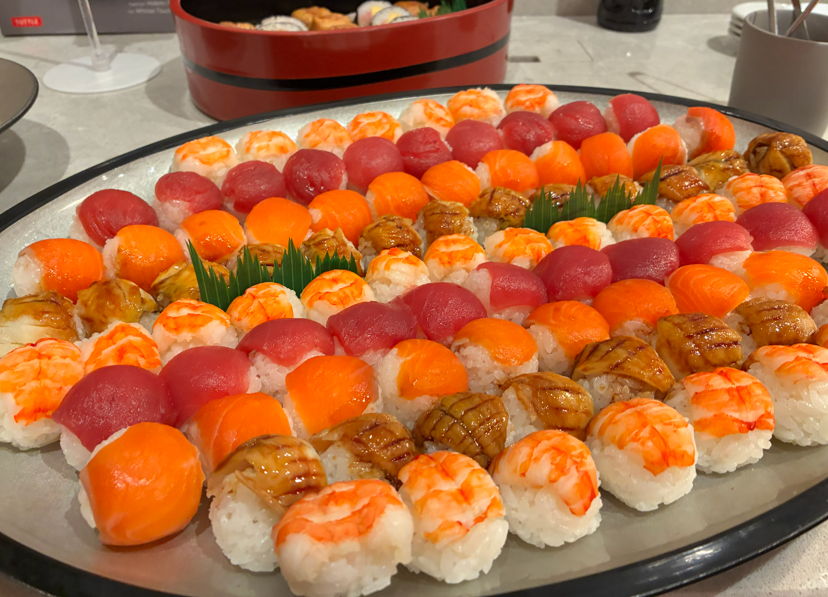 ANAホリデイ・インリゾート軽井沢の夕食、可愛らしい手毬ずし