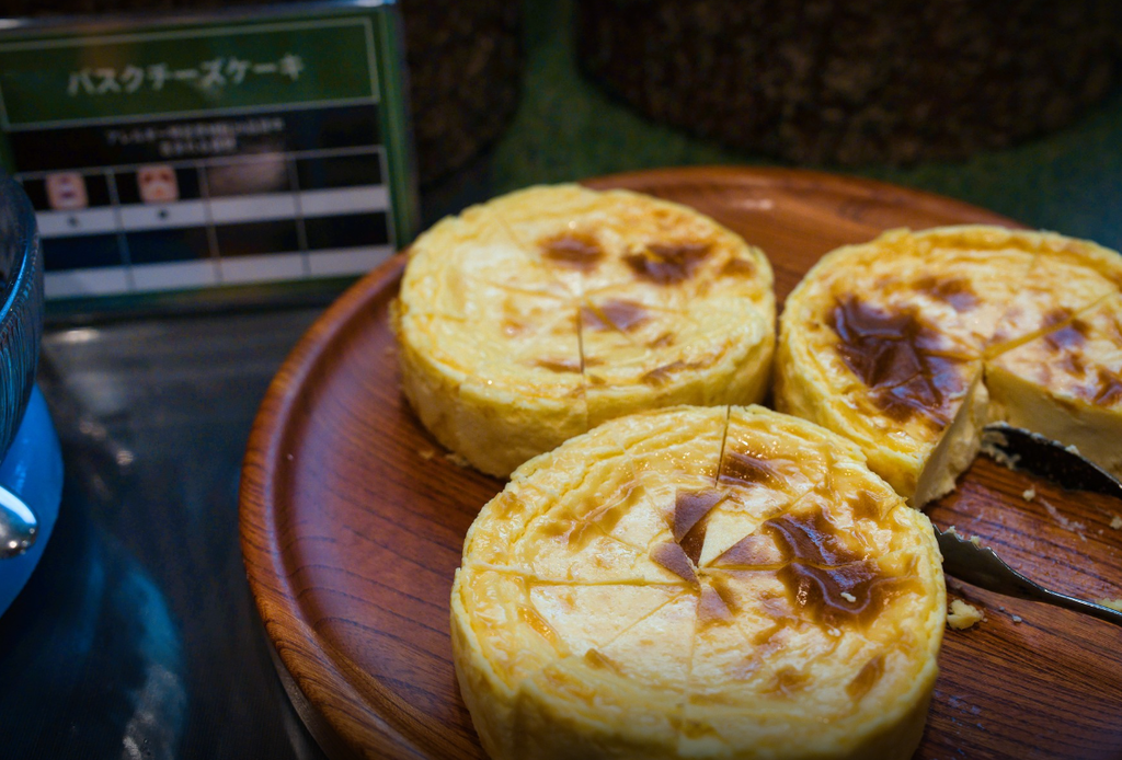 バスクチーズケーキ