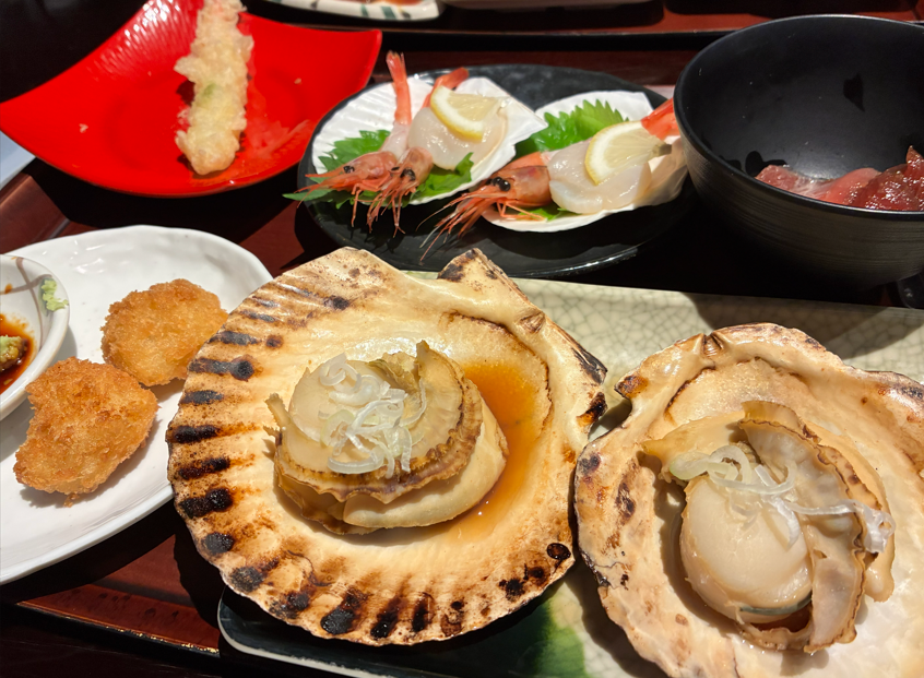 青森屋の夕食の様子