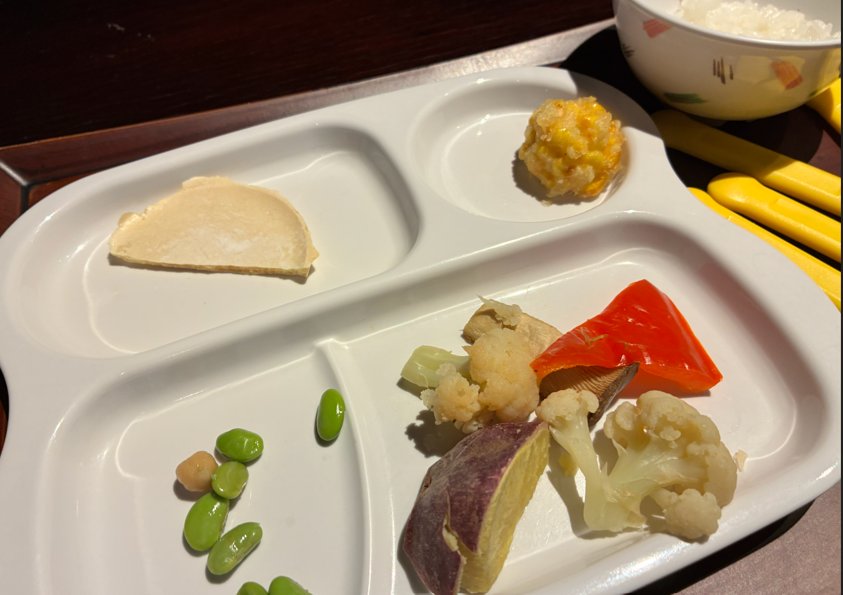 青森屋の夕食で1歳の子どもが食べた食事